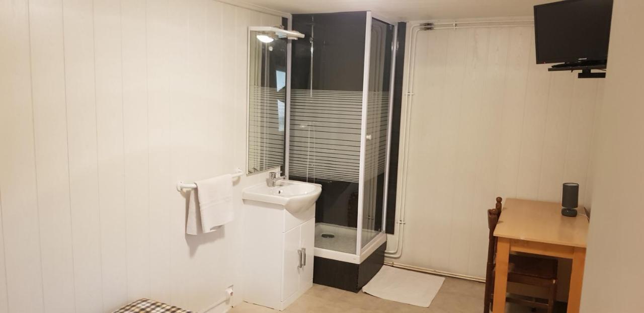 Hotel Le Tram Fontaine  Bagian luar foto