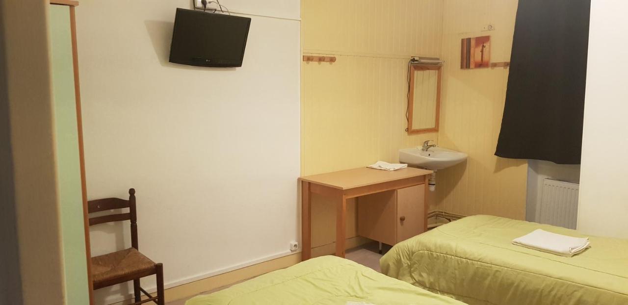 Hotel Le Tram Fontaine  Bagian luar foto